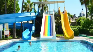 INSULA RESORT