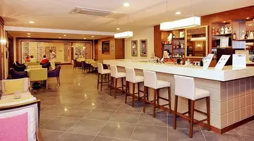 INSULA RESORT