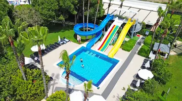 INSULA RESORT