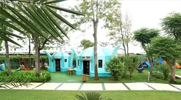 INSULA RESORT