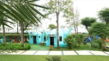 INSULA RESORT