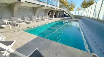 Internacional Hotel