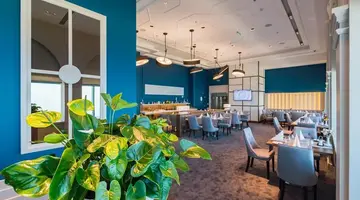 INTERNATIONAL Hotel Casino & Tower Suites