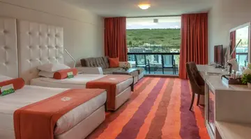 INTERNATIONAL Hotel Casino & Tower Suites