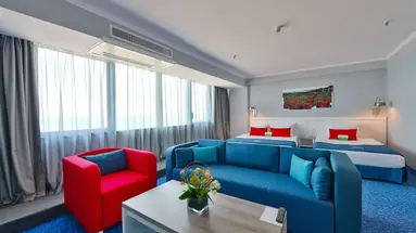 INTERNATIONAL Hotel Casino & Tower Suite