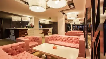 INTERNATIONAL Hotel Casino & Tower Suites
