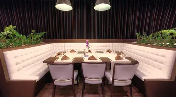 INTERNATIONAL Hotel Casino & Tower Suites