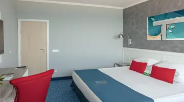 INTERNATIONAL Hotel Casino & Tower Suites