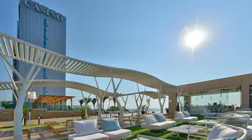 INTERNATIONAL Hotel Casino & Tower Suites