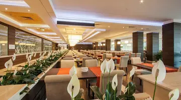 INTERNATIONAL Hotel Casino & Tower Suites