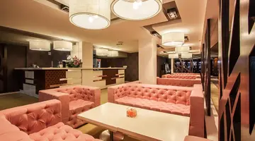 INTERNATIONAL Hotel Casino & Tower Suites