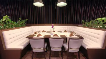INTERNATIONAL Hotel Casino & Tower Suites