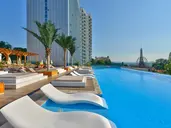 INTERNATIONAL Hotel Casino & Tower Suites