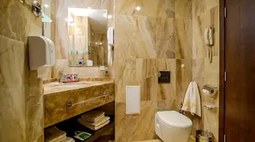 INTERNATIONAL Hotel Casino & Tower Suites