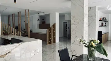 International Hotel