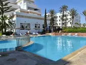 Intouriste Hôtel & Suites
