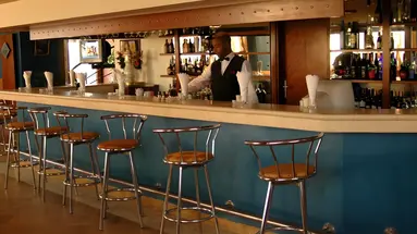 Intouriste Hôtel & Suites