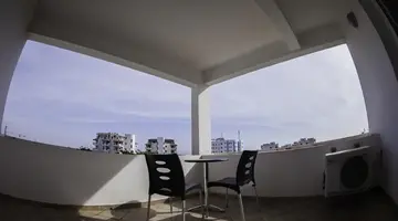 Intouriste Hotel & Suites