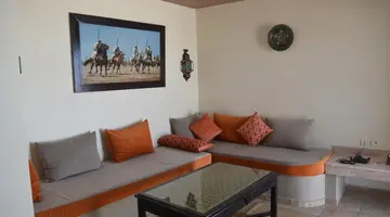 Intouriste Hotel & Suites