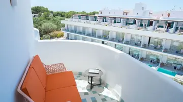 Inturotel Cala Esmeralda Beach Hotel & S