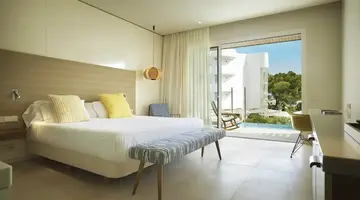 Inturotel Cala Esmeralda Beach Hotel & S