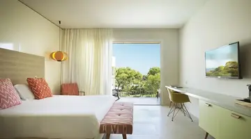 Inturotel Cala Esmeralda Beach Hotel & S