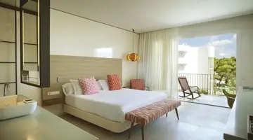 Inturotel Cala Esmeralda Beach Hotel & S