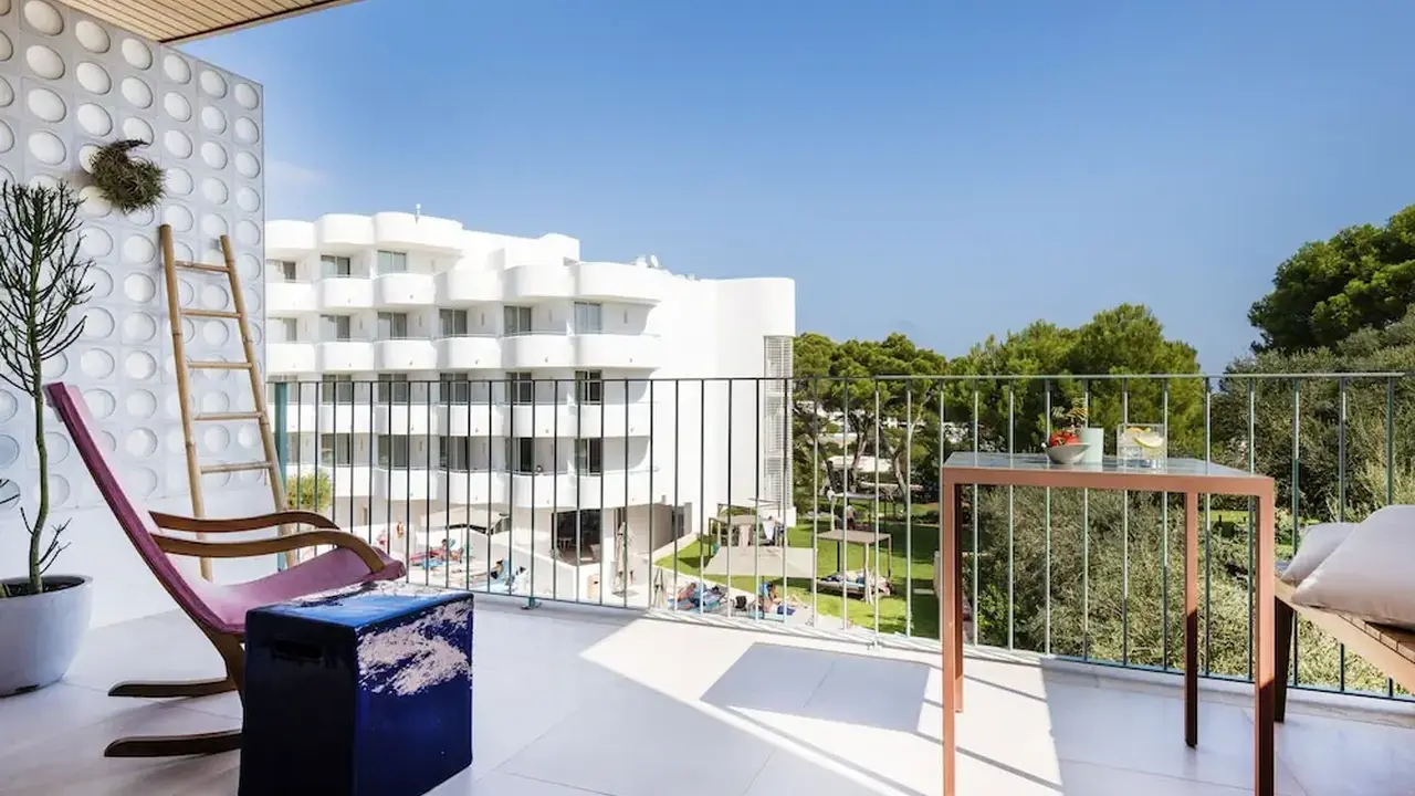 Inturotel Cala Esmeralda Beach Hotel & S