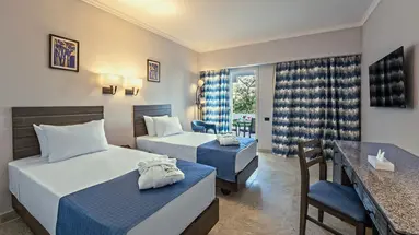 Invidia Coral Beach Tiran