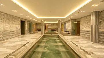 INVIDIA CORAL BEACH TIRAN