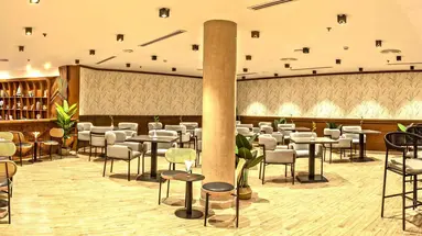 Invidia Coral Beach Tiran