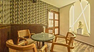 INVIDIA CORAL BEACH TIRAN