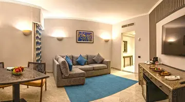 Invidia Coral Beach Tiran