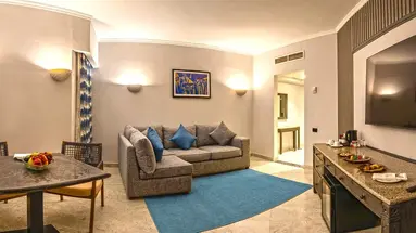 Invidia Coral Beach Tiran