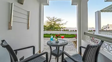 INVIDIA CORAL BEACH TIRAN