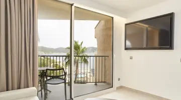 Invisa Cala Blanca Hotel