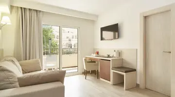 Invisa Cala Blanca Hotel