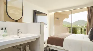 Invisa Cala Blanca Hotel