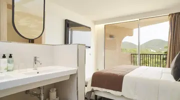 Invisa Cala Blanca Hotel