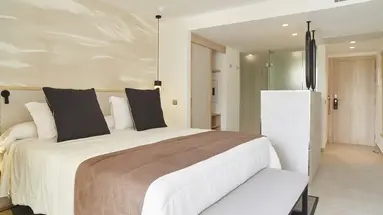 Invisa Cala Blanca Hotel