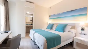 Invisa Es Pla Hotel