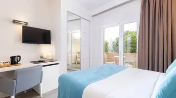 Invisa Es Pla Hotel