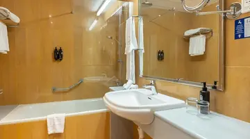 Invisa La Cala Hotel
