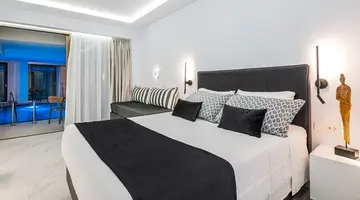 Ionis Art Luxury Suites