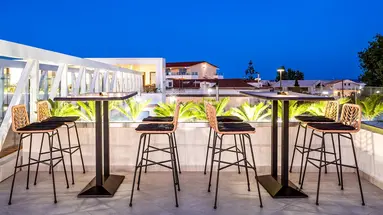 Ionis Art Luxury Suites