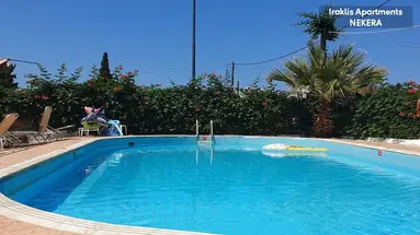 Iraklis Apartments Stalis