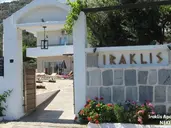 Iraklis Apartments Stalis