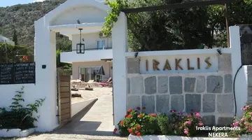 Iraklis Apartments Stalis