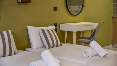 IRAKLIS APARTMENTS