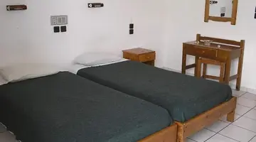 Iraklis Apts